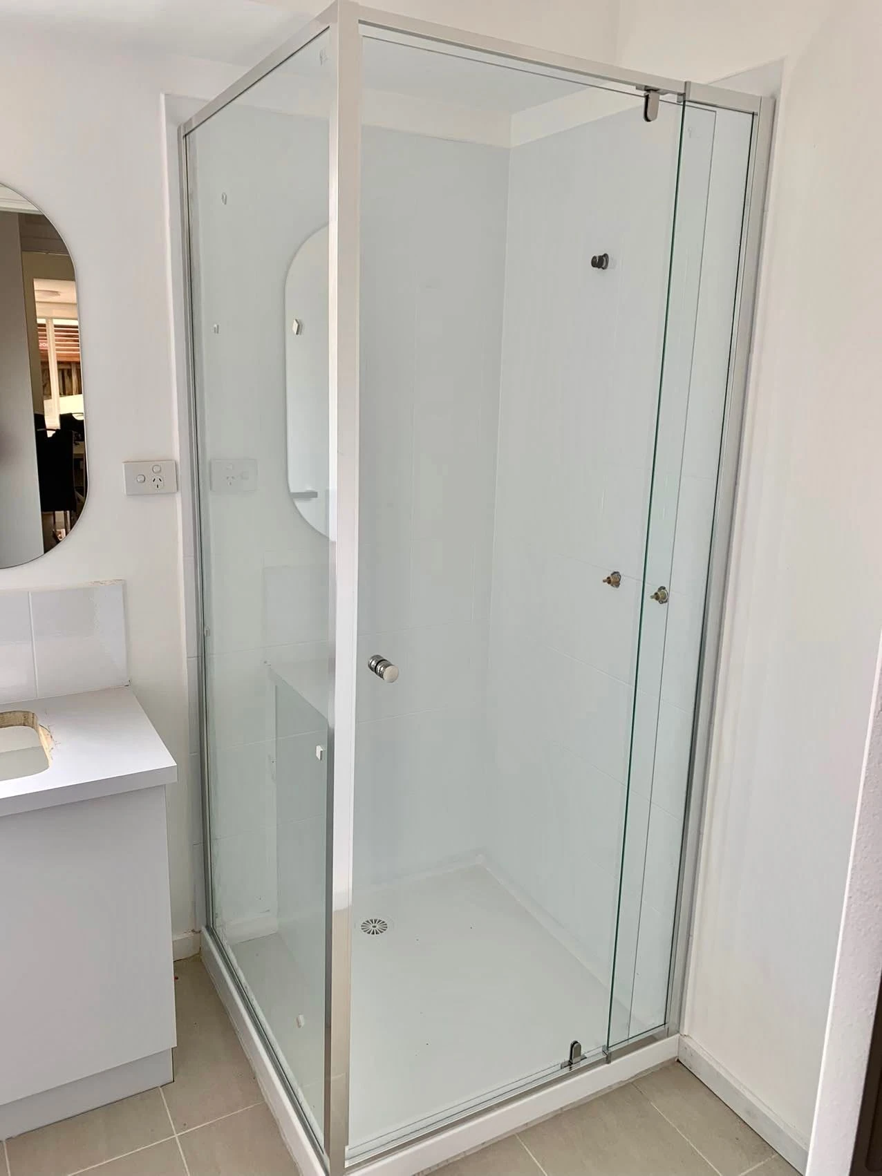 Violet 6mm Semi-Frameless RETURN Panel Chrome | Convex 3 Violet 6mm Semi-Frameless RETURN Panel Chrome | Convex - Image 3