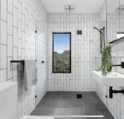 Gem Series (B) Fully Frameless Shower Screen (Door In Middle) Front Glass -HERA BATHWARE gem series b fully frameless shower screen door in middle front glasschrome915 1200mmshower screenconvex 252580