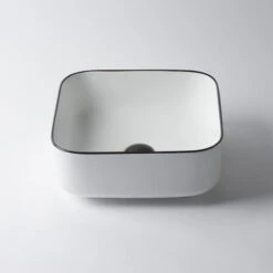 Montalto Square Classic