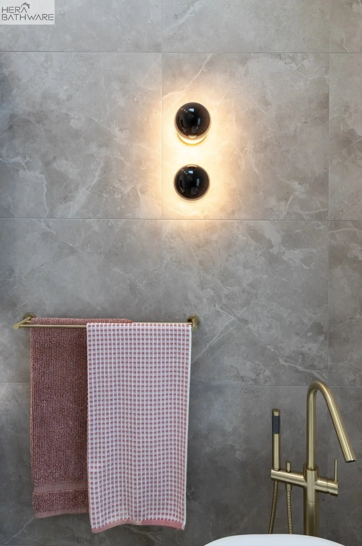 Round Single/Double Towel Rail 600mm 4 Round Single/Double Towel Rail 600mm - Image 4